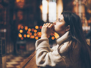 Embracing the Spirit of Advent & Christmas: An Invitation to Prayer Amid the Hustle and Bustle