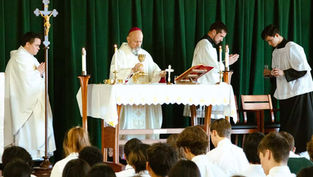 Archbishop Aquila expresses gratitude for Catholic schools during Catholic Schools Week