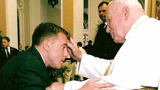 Book shares never before published stories of John Paul II