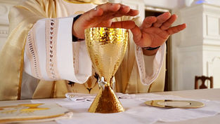 Godhead here in hiding: Transubstantiation and the Real Presence of Christ in the Eucharist