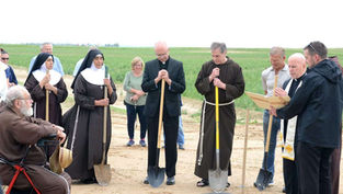 Groundbreaking in plains marks a new era for Denver’s Capuchin Poor Clares