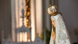 Priestly ordination on Fatima centennial a reminder of Mary’s role in priesthood