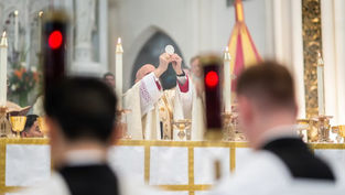 Archbishop’s June Prayer Intention: For the faithful to deepen their devotion to the Lord Jesus, present in the Eucharist