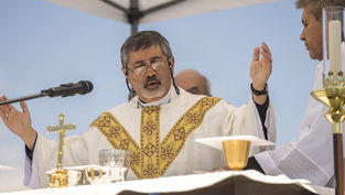 LISTEN: Bishop Rodriguez reflects on the life and legacy of Pope Benedict XVI on 850 KOA