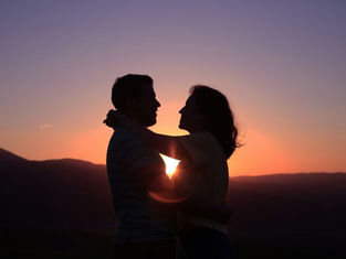 Married Americans are Thriving, New Study Shows