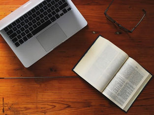 Make learning your Lenten resolution with an SJV Lay Division online course