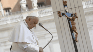 Pope Francis remains in critical condition at Rome hospital, receives blood transfusion