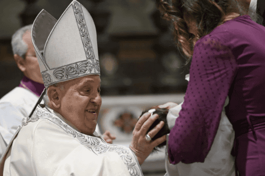 Pope Francis baptizes a baby at the feast of the Baptism of the Lord at the Sistine Chapel, Sunday, Jan. 12, 2025. | (Photo: Vatican Media)