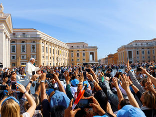 Pope Francis calls for global day of prayer, fasting amid escalating conflict in Holy Land