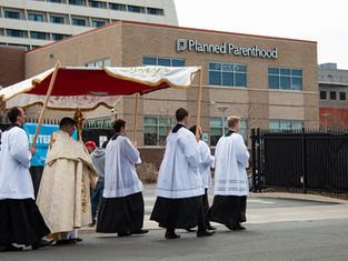 Archbishop Aquila to lead Eucharistic procession around Planned Parenthood ahead of November elections