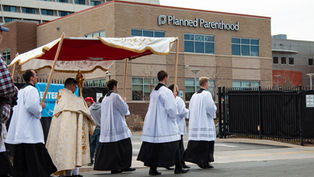 Archbishop Aquila to lead Eucharistic procession around Planned Parenthood ahead of November elections