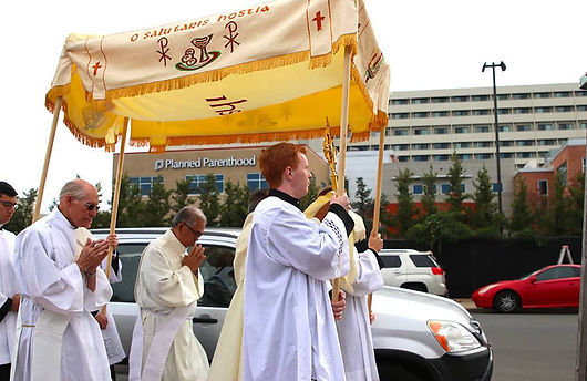 Eucharistic procession near Planned Parenthood