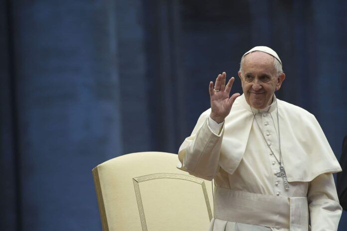 Pope Francis at the Divine Mercy Vigil in St. Peter's Square, April 2, 2016. (Photo: L'Osservatore Romano)