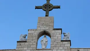 Vatican calls for peace in Holy Land, offers to mediate between Hamas and Israel
