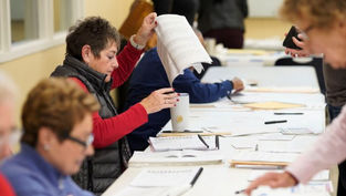 Ohio voters overwhelmingly approve amendment enshrining abortion in state constitution
