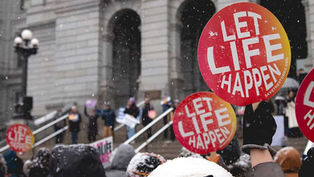 “Women deserve better”: Pro-lifers brave the cold at capitol on RHEA anniversary