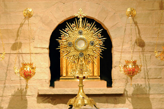 Monstrance holding the Eucharist