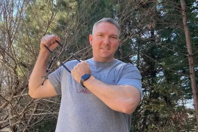 NFL coach Ben Steele makes rosaries and gives them to fellow coaches and players to promote the Marian prayer. (photo: Courtesy of Ben Steele)